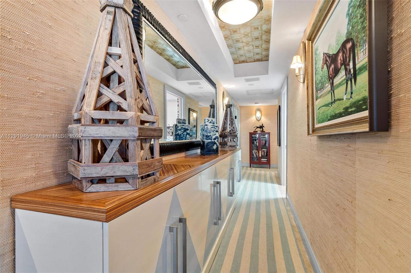 GRAND BAY TOWER CONDO - Residential