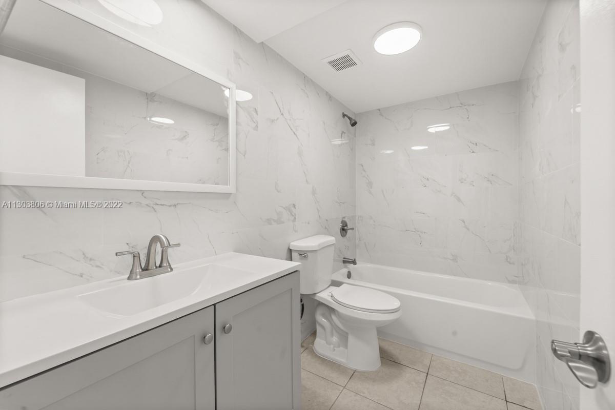 KINGS CREEK SO CONDO - Residential Lease