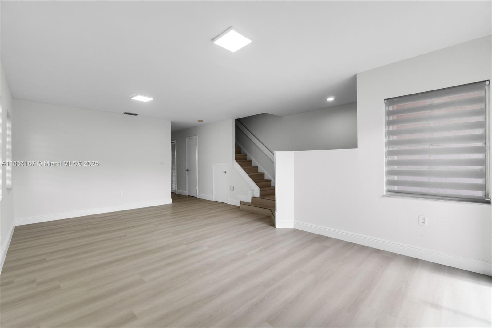 SUNSET HARBOUR SEC IV - Residential