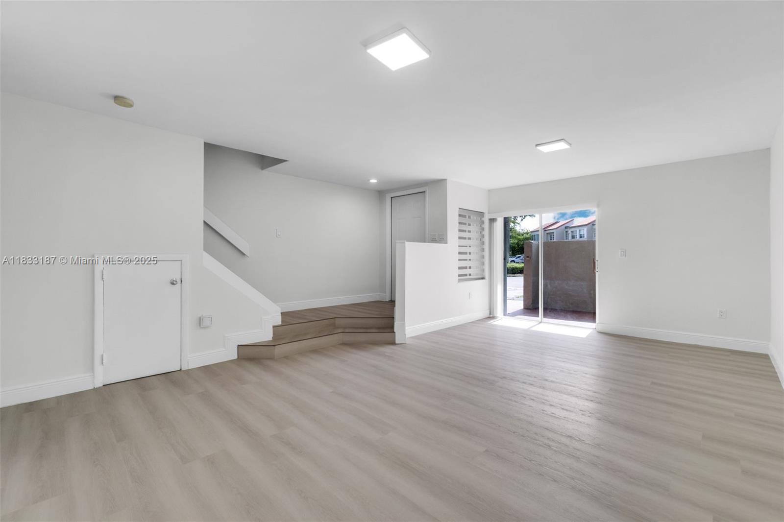 SUNSET HARBOUR SEC IV - Residential