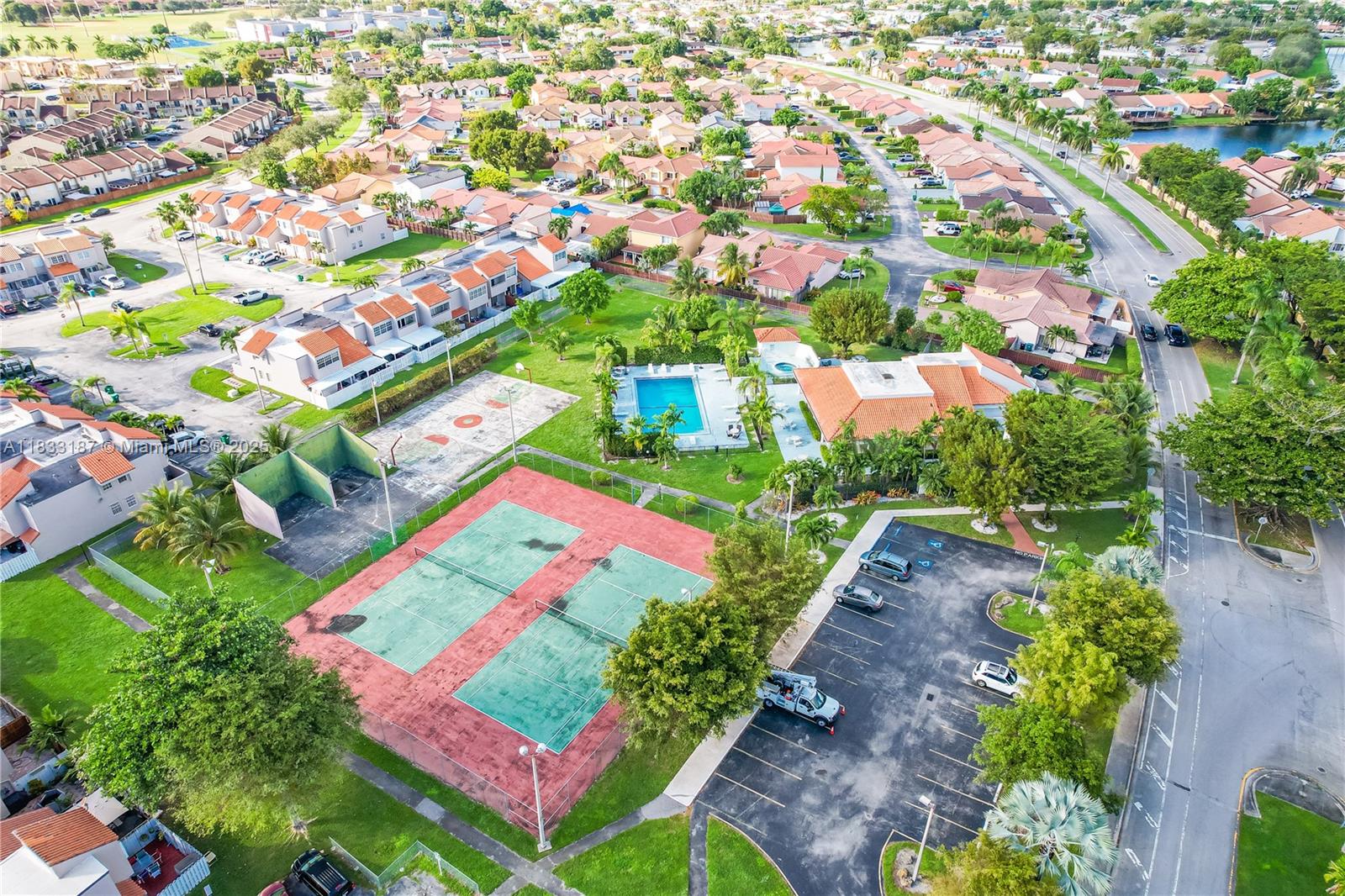 SUNSET HARBOUR SEC IV - Residential