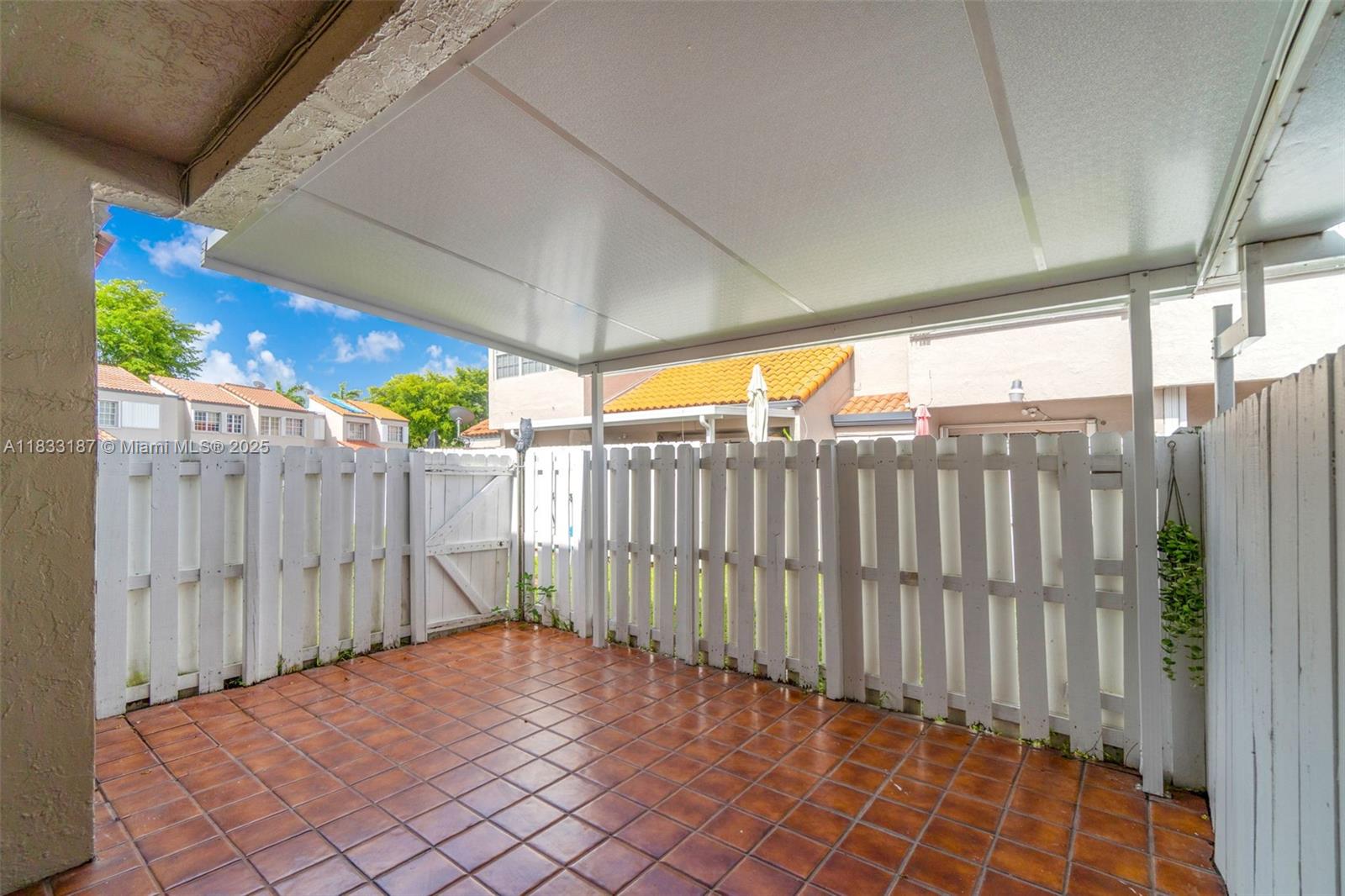 SUNSET HARBOUR SEC IV - Residential