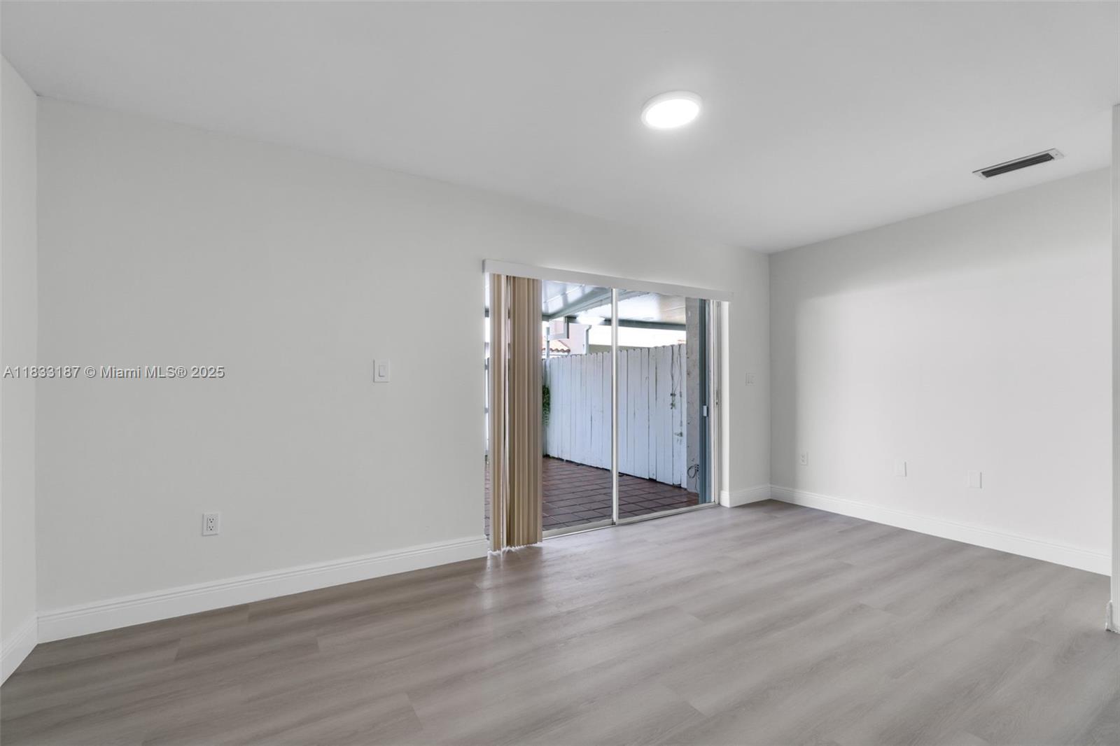 SUNSET HARBOUR SEC IV - Residential