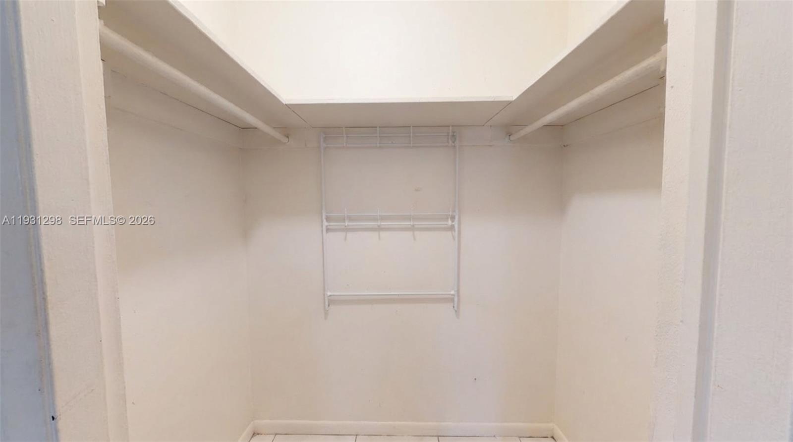 MIRADOR 1000 CONDO - Residential