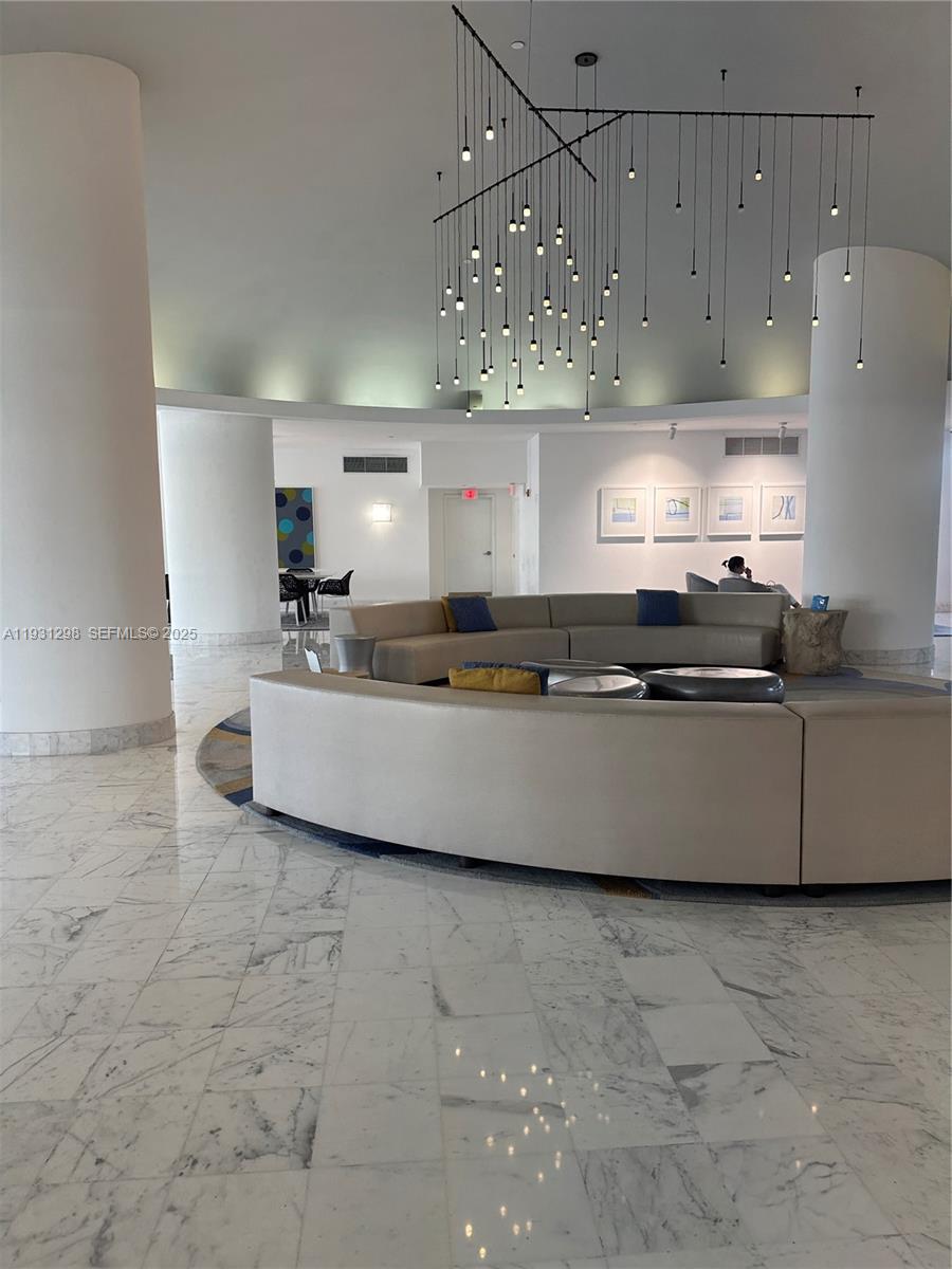 MIRADOR 1000 CONDO - Residential