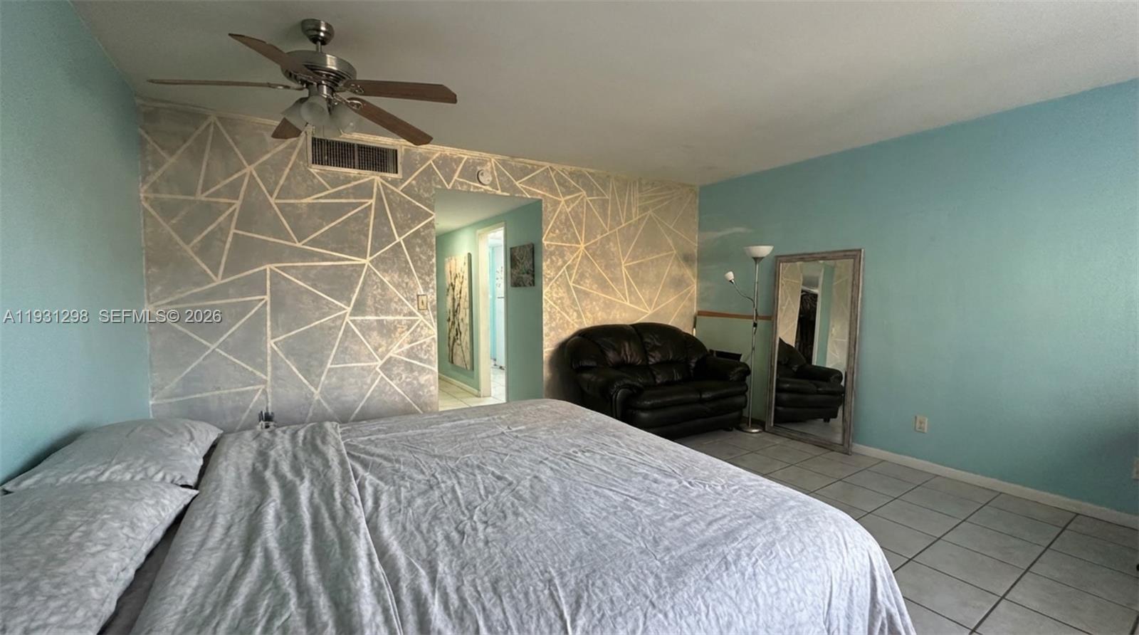 MIRADOR 1000 CONDO - Residential
