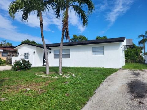 651 SW 14th St Deerfield Beach FL 33441