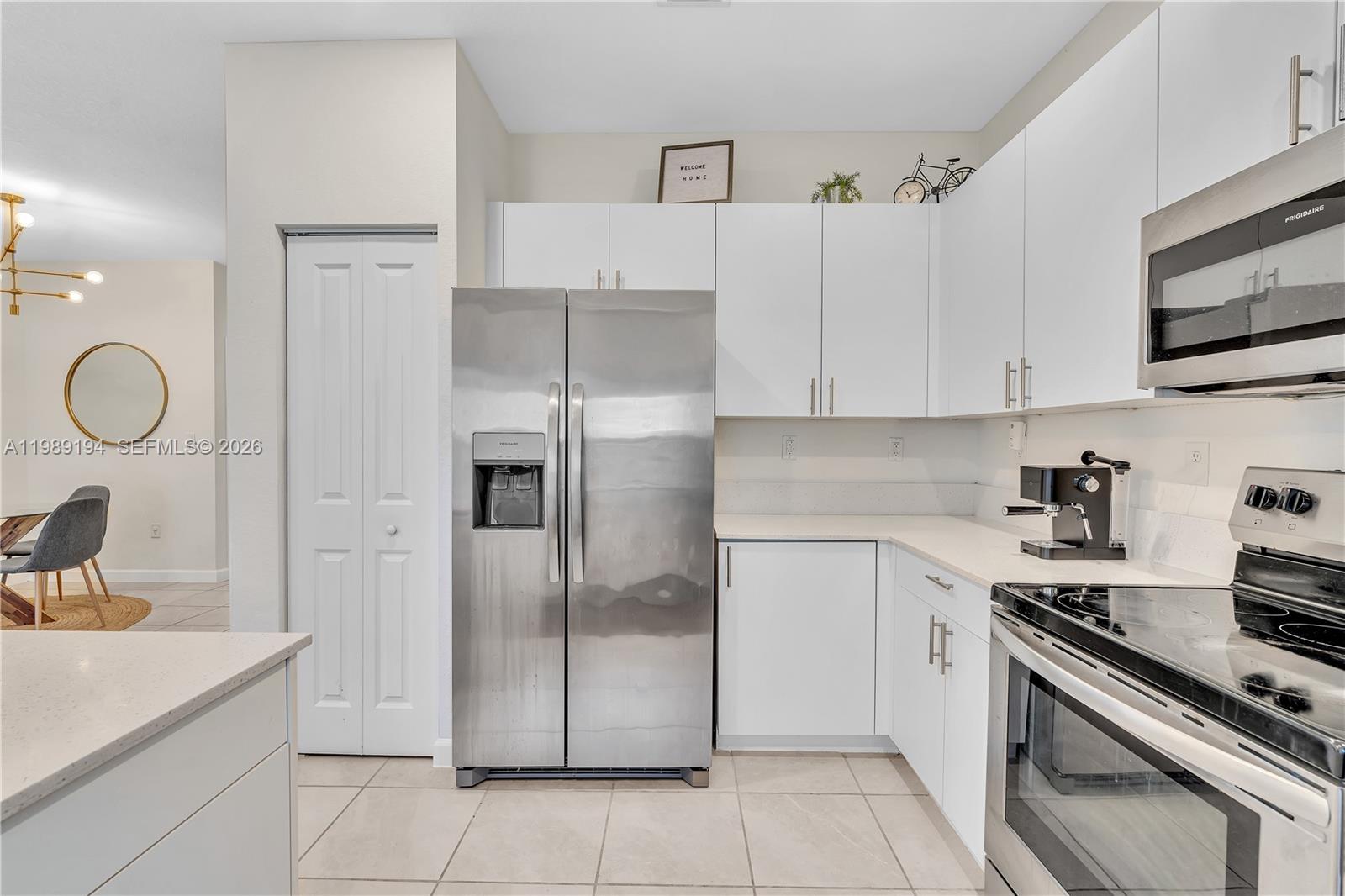 VISTA LAGO - Residential Lease