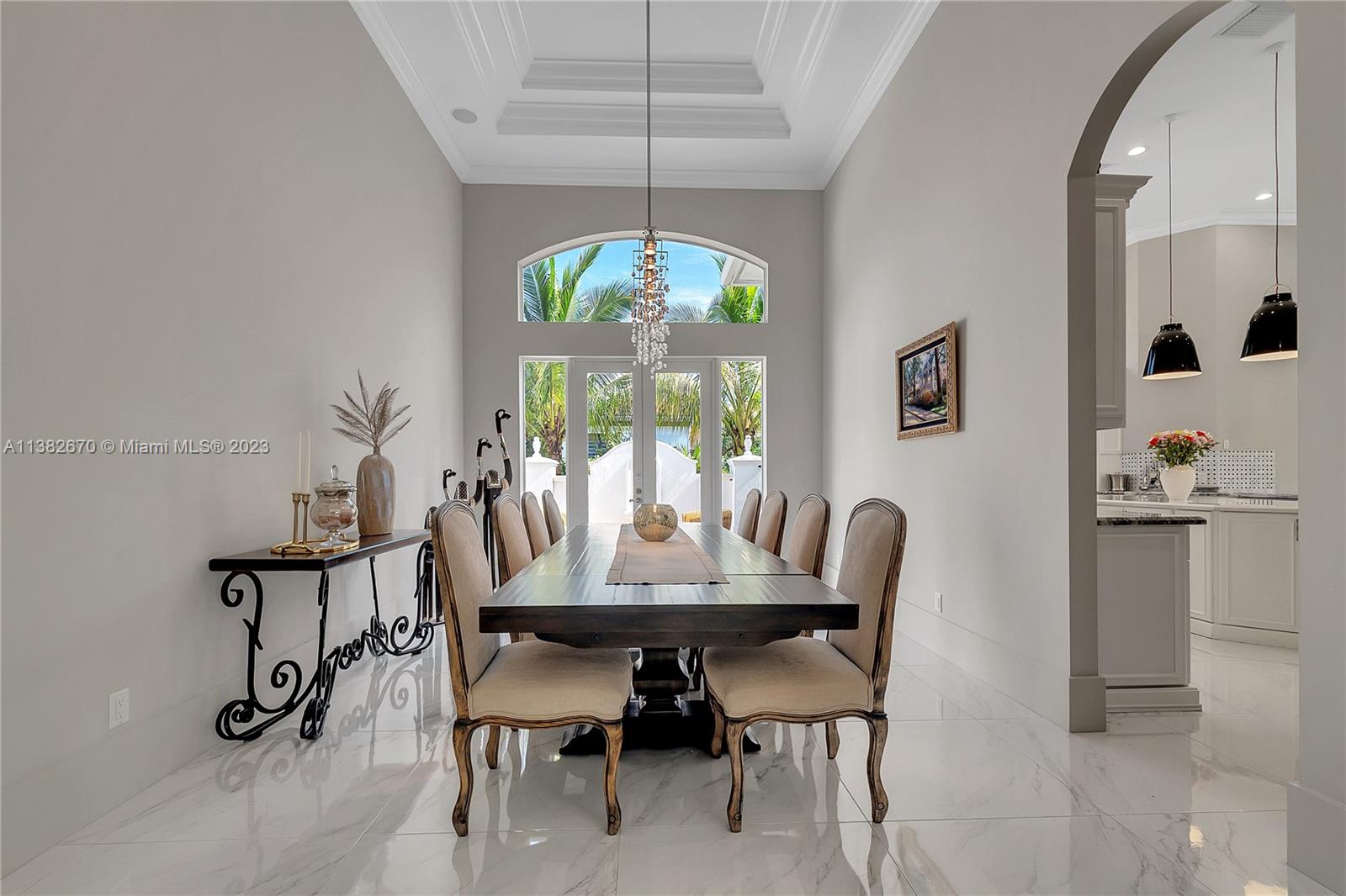 VISTA DEL LAGO - Residential