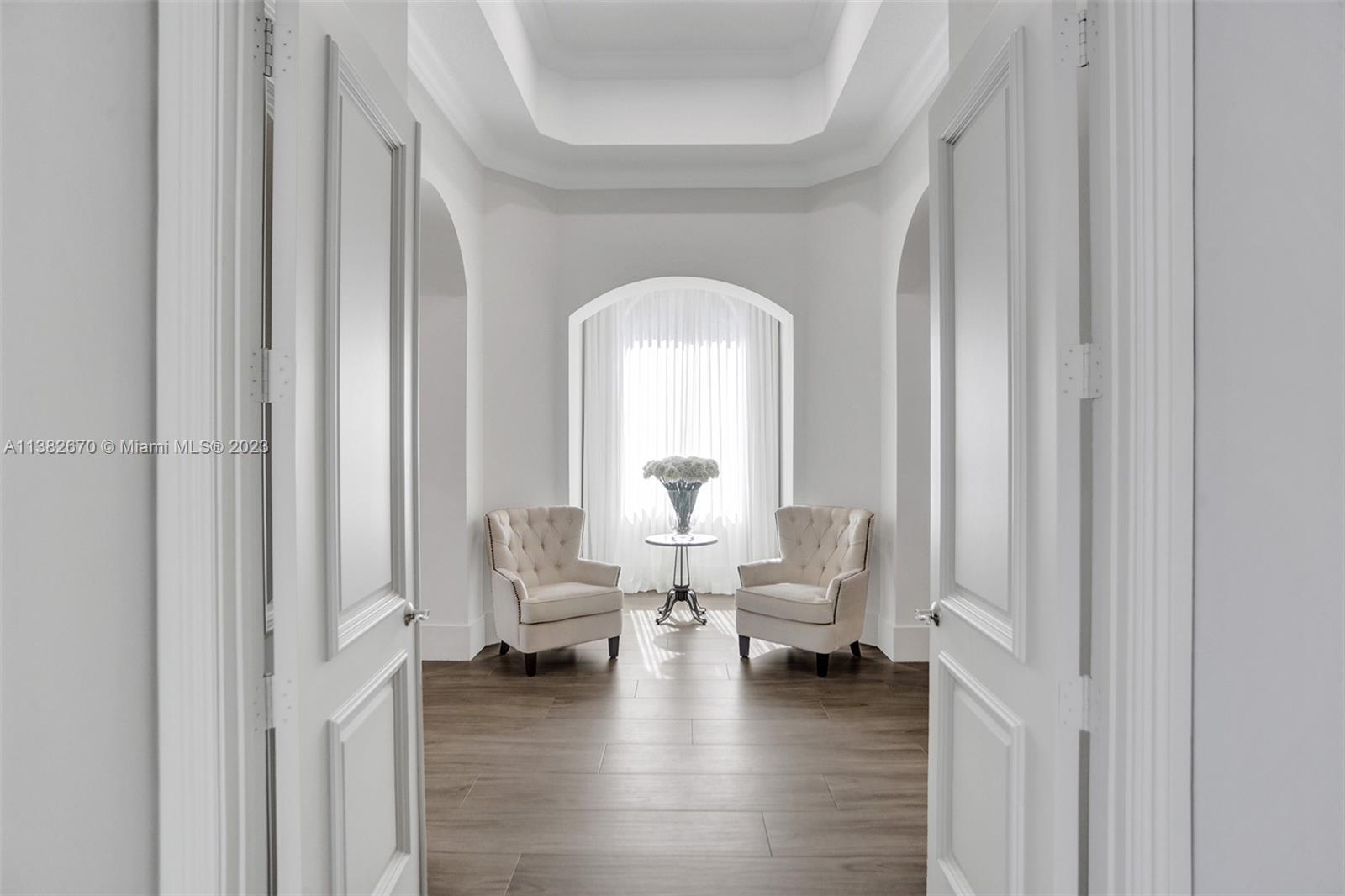 VISTA DEL LAGO - Residential