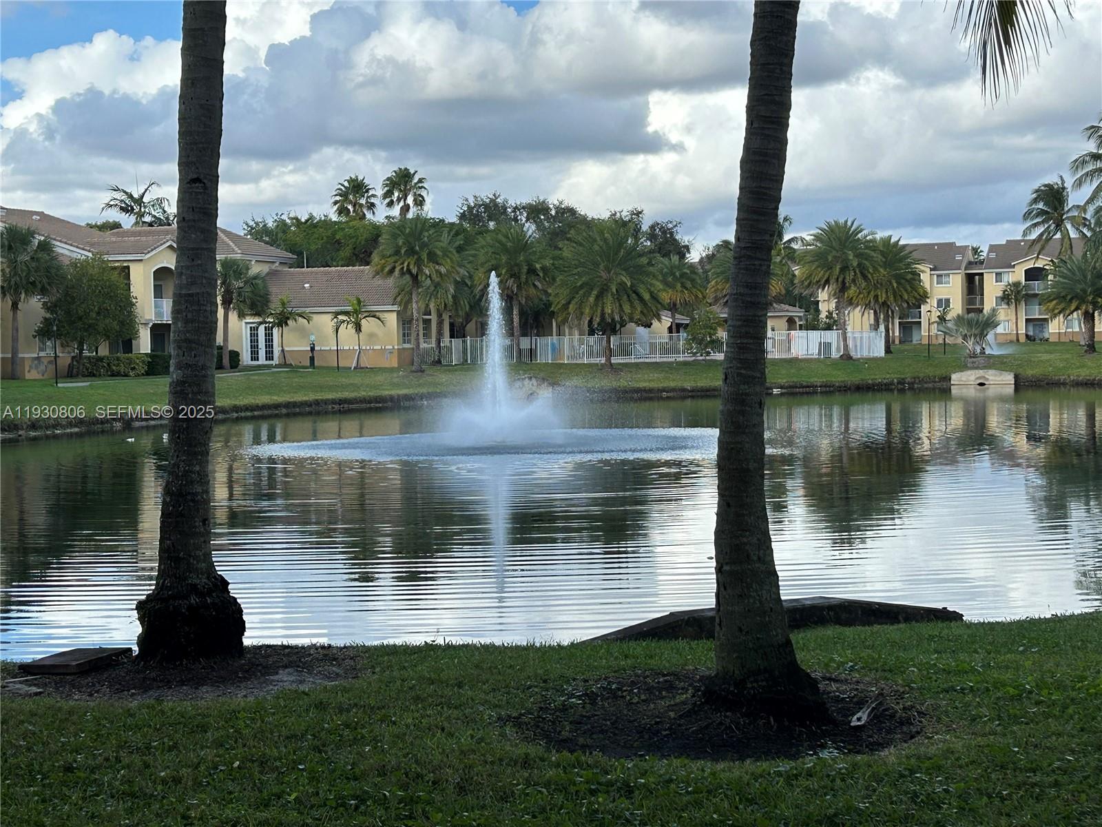 ROYAL GRAND CONDO - Residential Lease