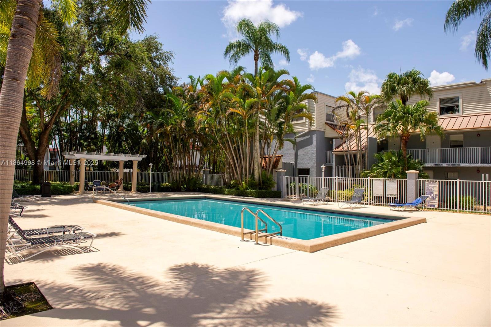 SUNWOOD CONDO - Residential