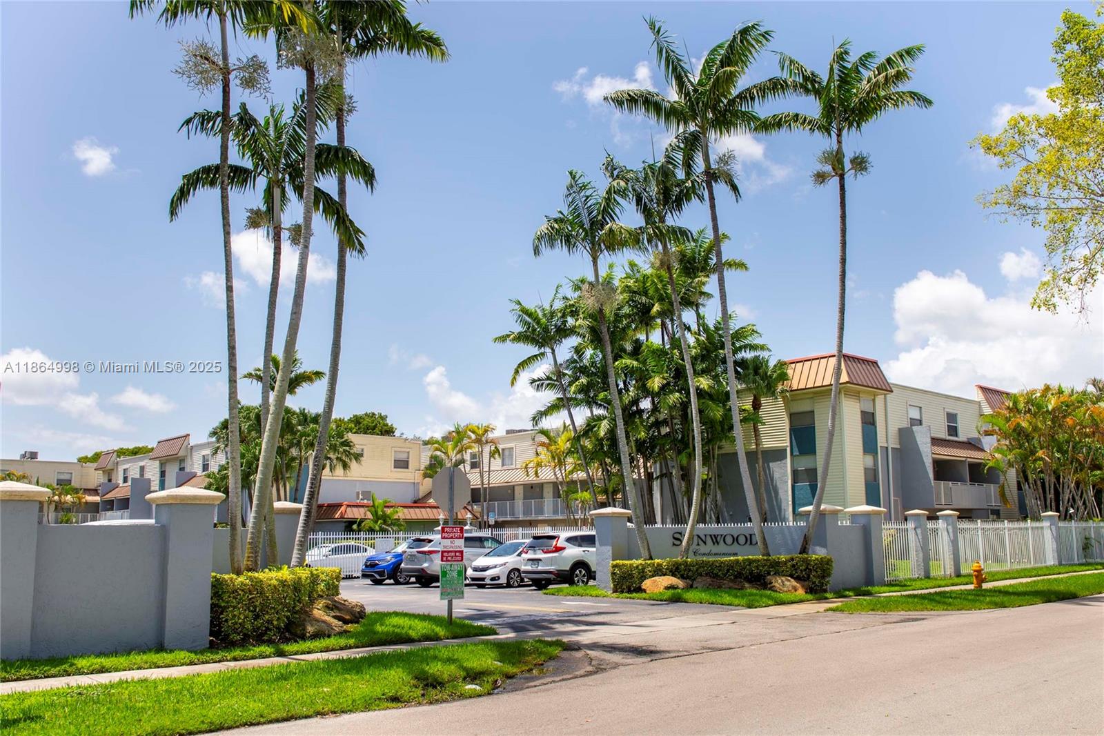 Beautiful 2 level condo in a desirable gated community. Enjoy fantastic amenities including a community pool, assigned parking, guest parking, lush gardens and paved pathways. Its prime location puts you in close proximity to University of Miami, Coral Gables, major highways, and shopping malls. This is a perfect blend of comfort, convenience, and security.
