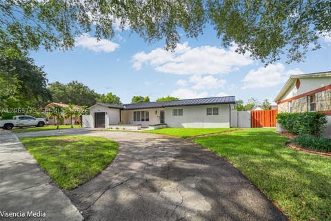 Photo of 10316 SW 50th St, Cooper City, FL 33328 (MLS # A12065173)