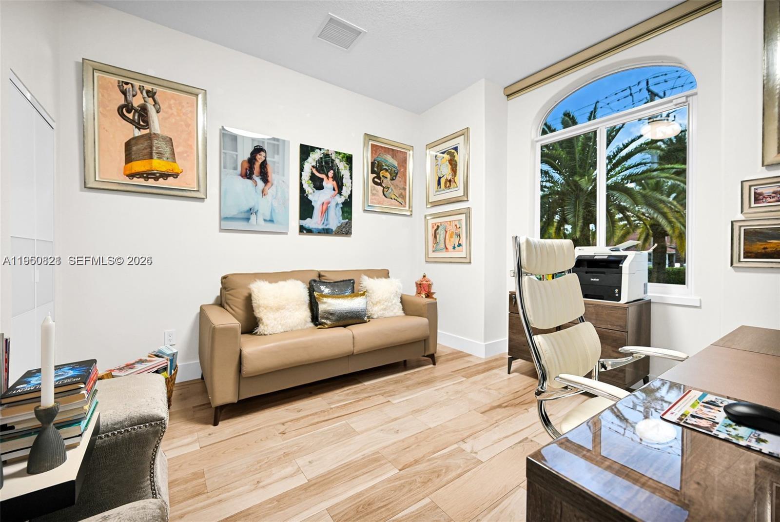 SWEETWATER ESTS SUB - Residential