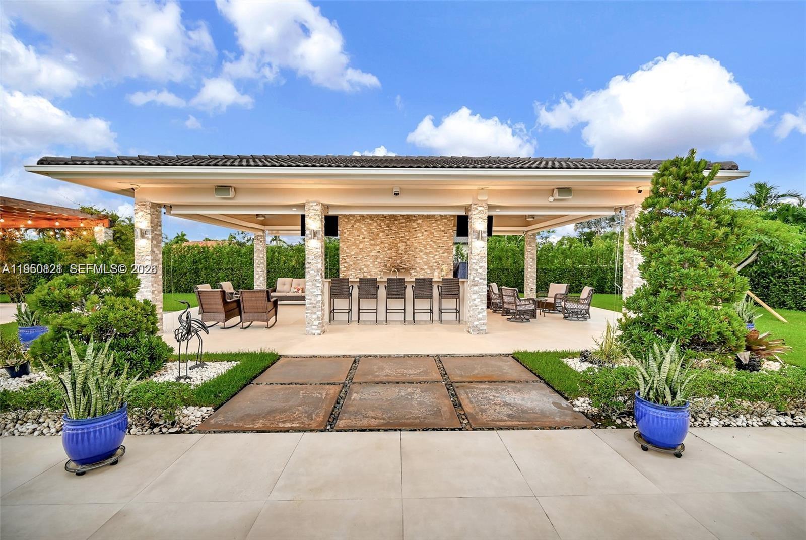 SWEETWATER ESTS SUB - Residential