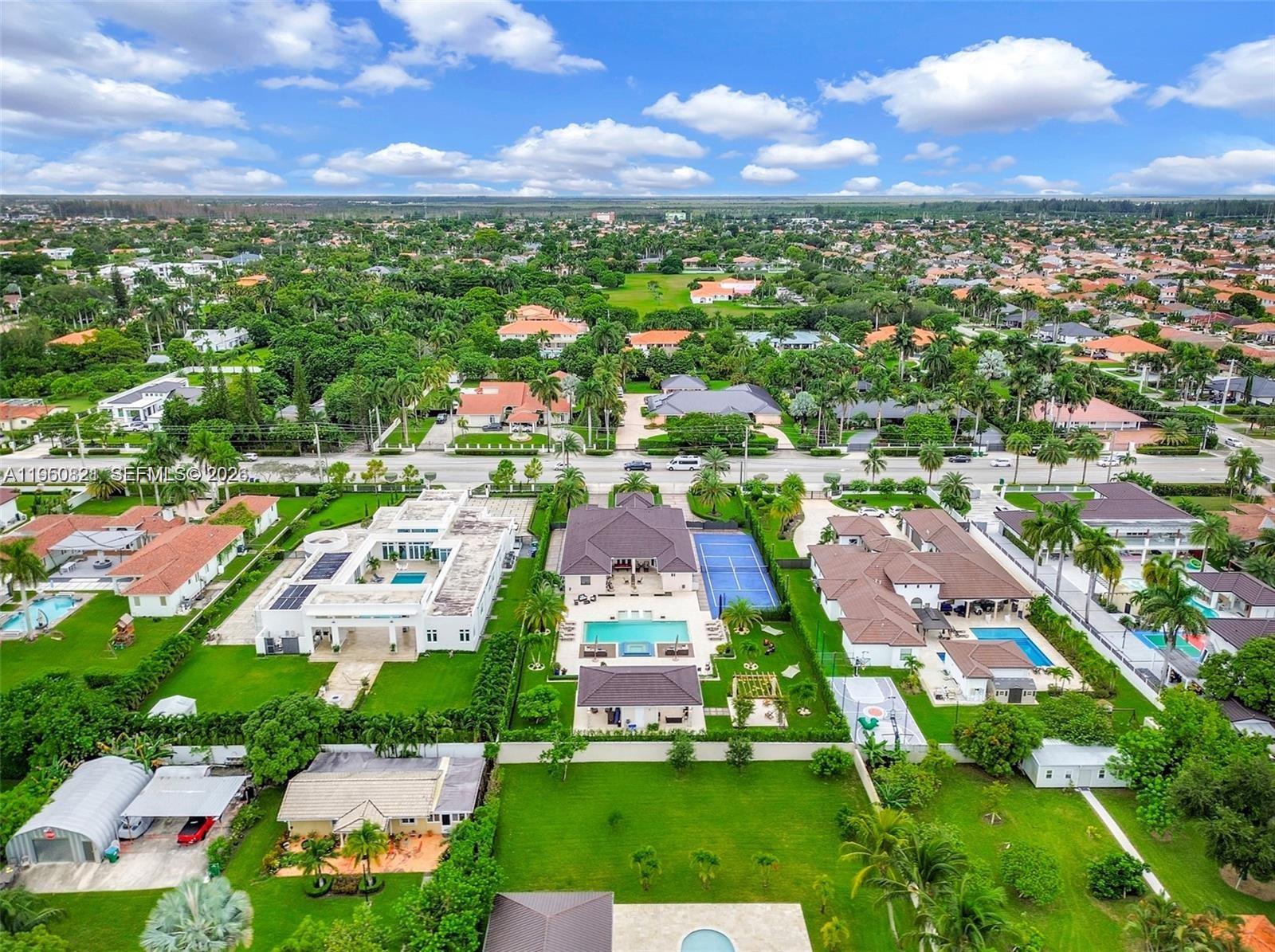 SWEETWATER ESTS SUB - Residential