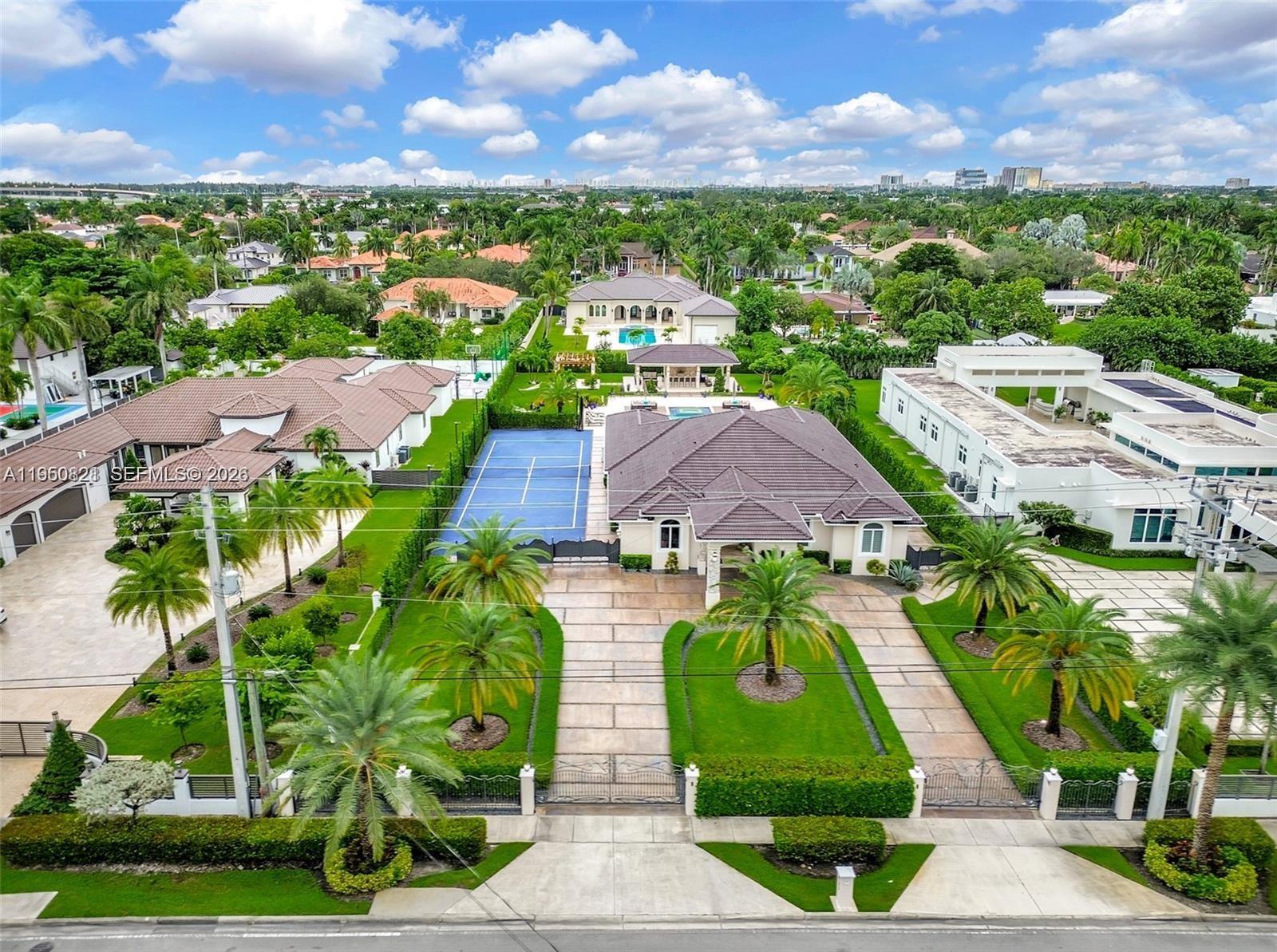 SWEETWATER ESTS SUB - Residential