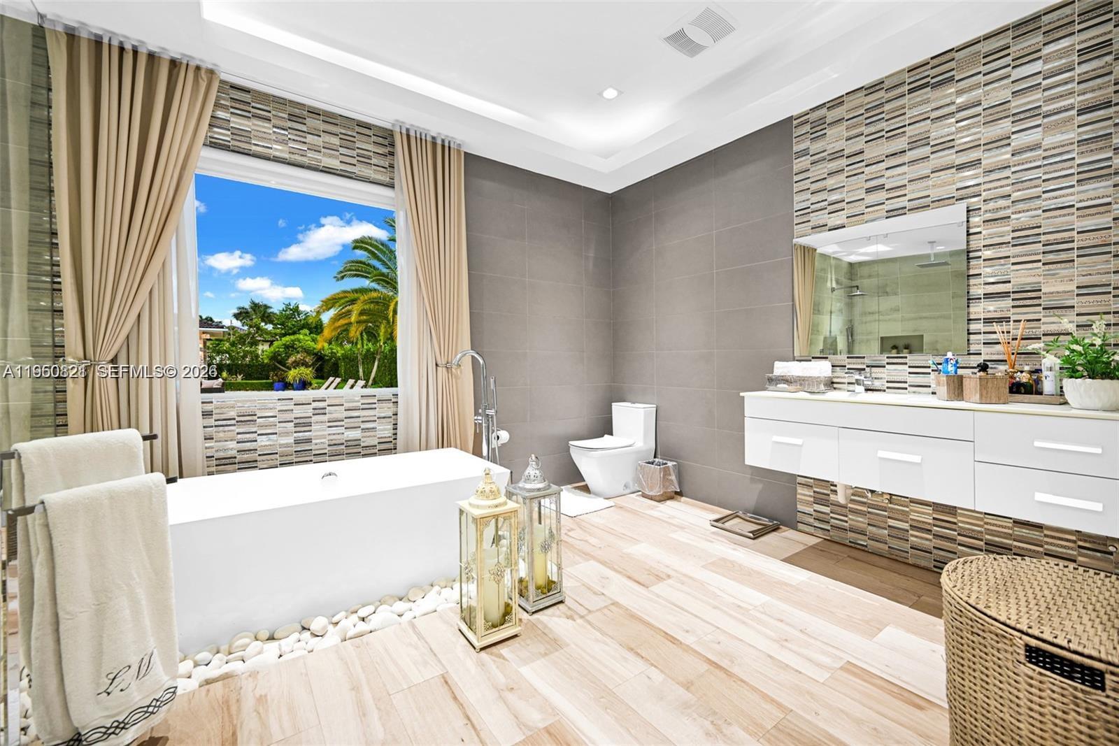 SWEETWATER ESTS SUB - Residential