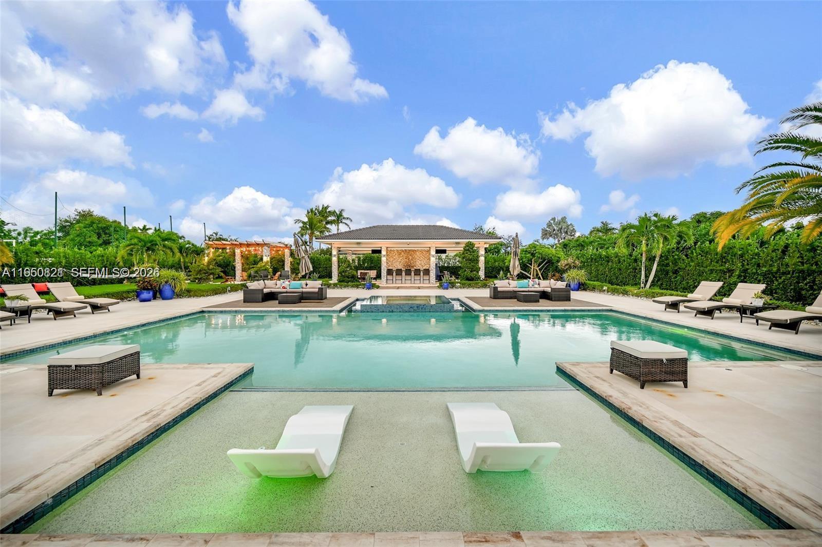 SWEETWATER ESTS SUB - Residential