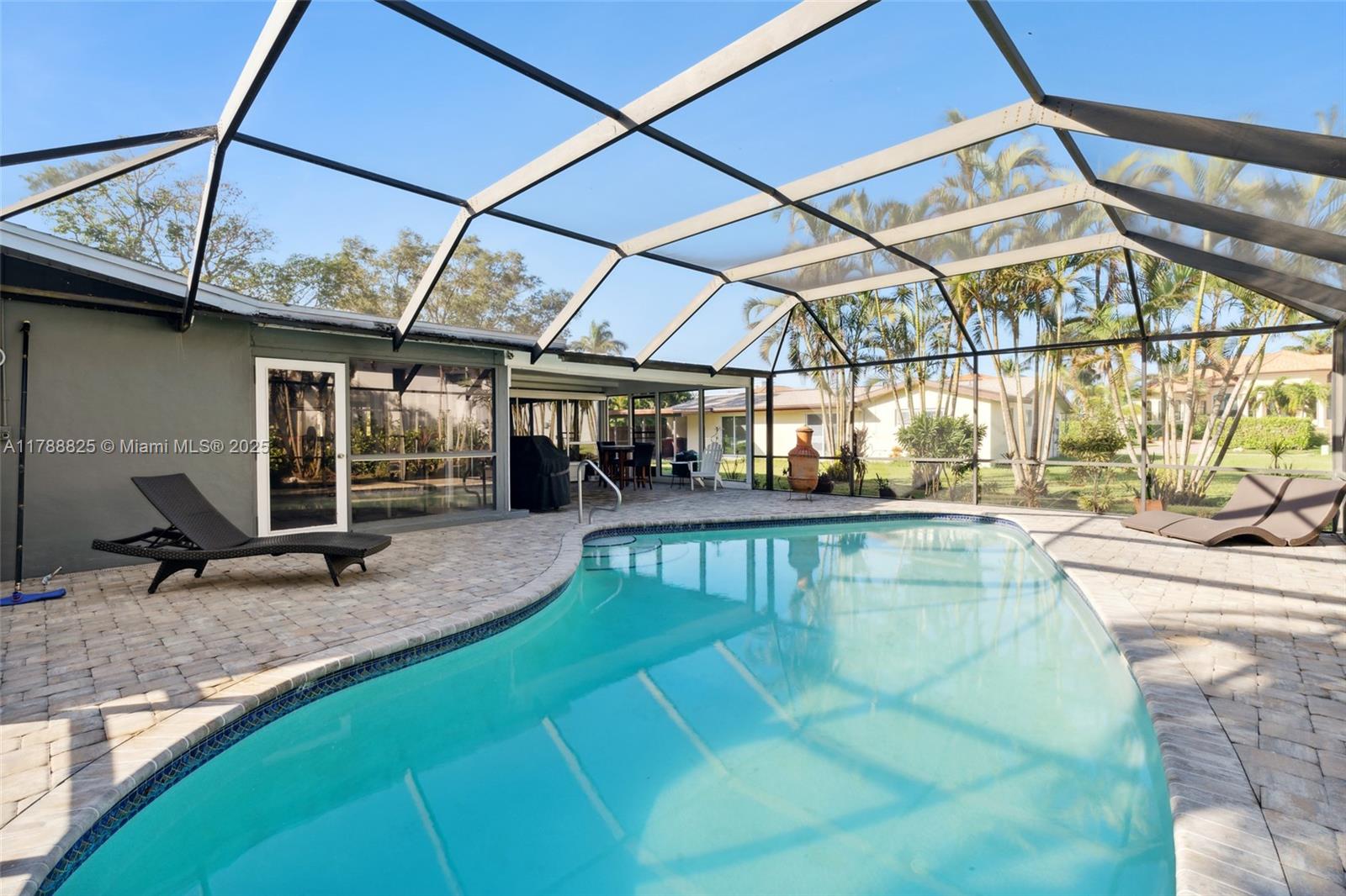 SEMINOLE ESTATES - Residential