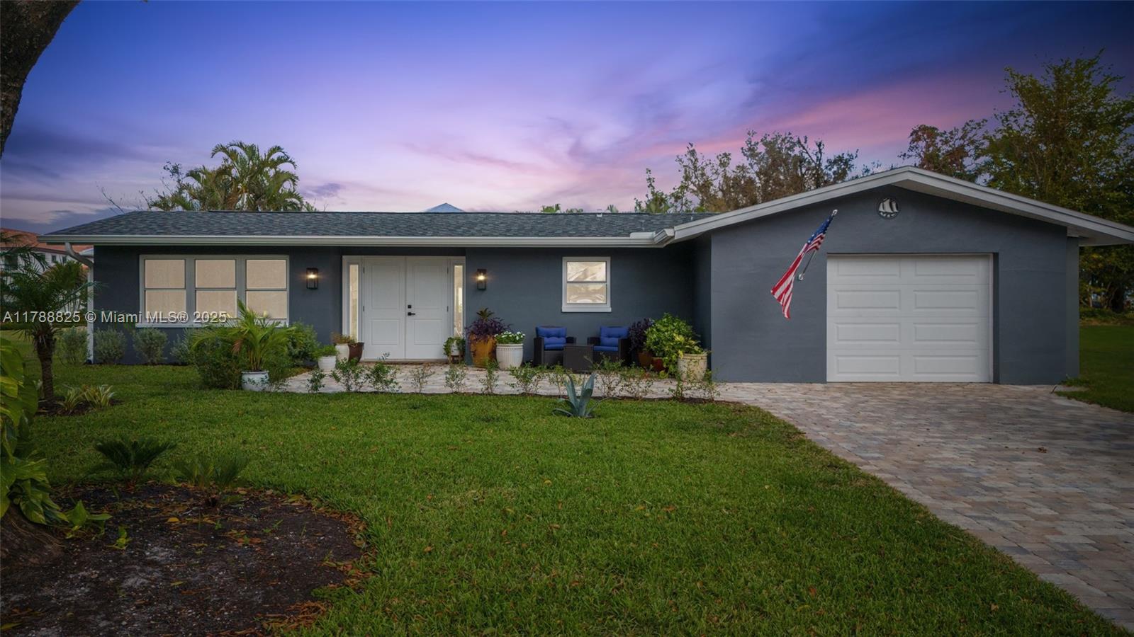 SEMINOLE ESTATES - Residential