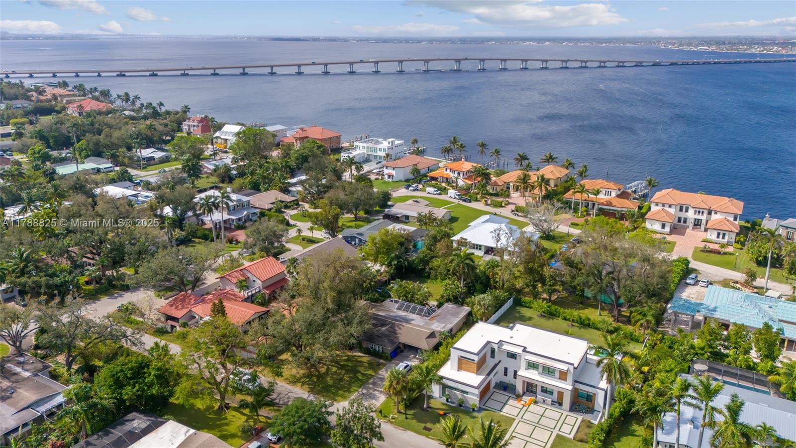 SEMINOLE ESTATES - Residential