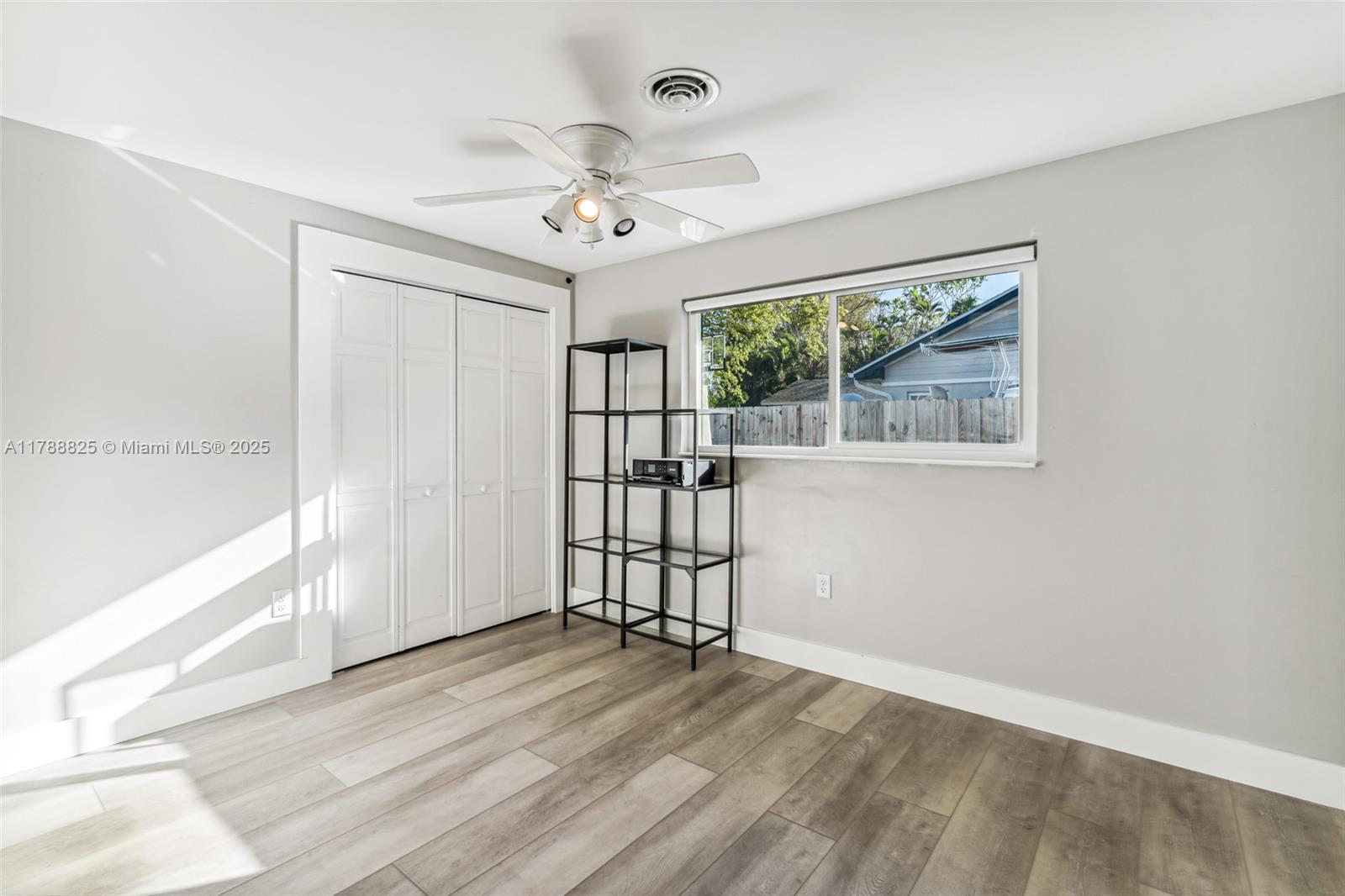 SEMINOLE ESTATES - Residential