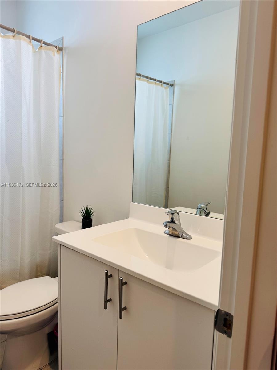 KENDALL ASSEMBLAGE SOTUH - Residential