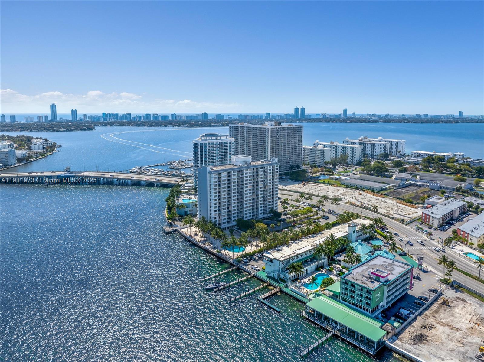 KENNEDY HOUSE CONDO - Residential