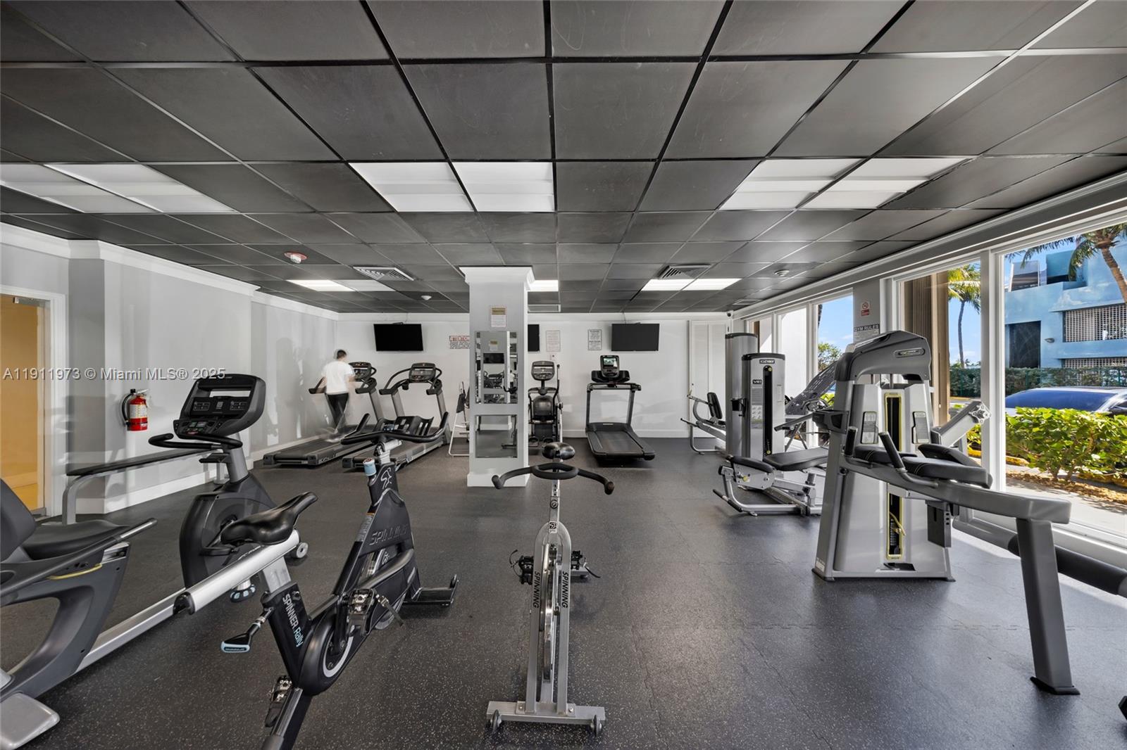 KENNEDY HOUSE CONDO - Residential