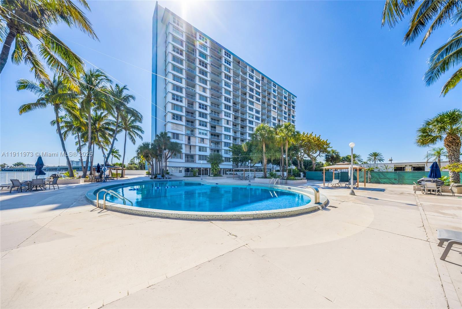 KENNEDY HOUSE CONDO - Residential