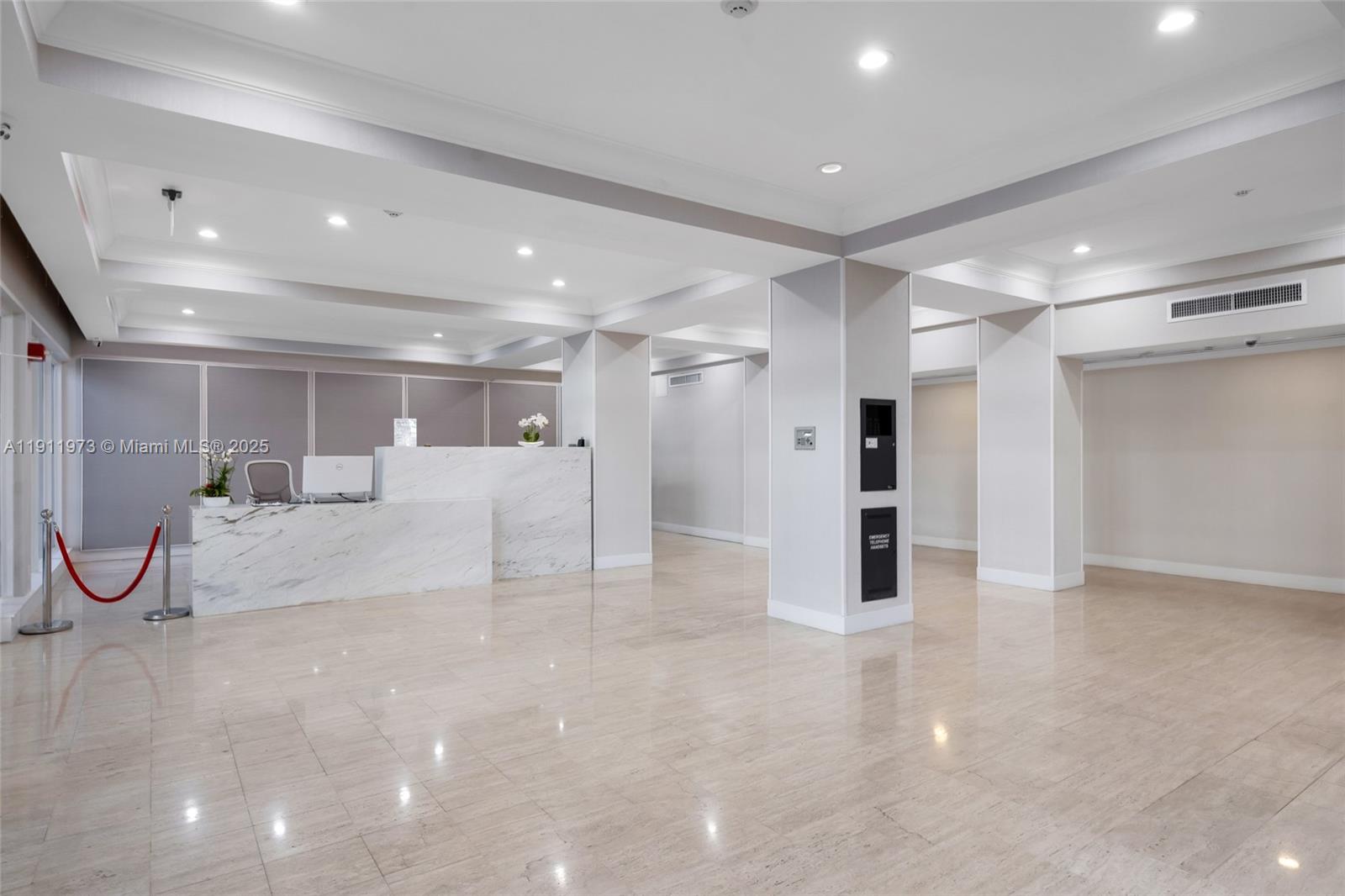 KENNEDY HOUSE CONDO - Residential