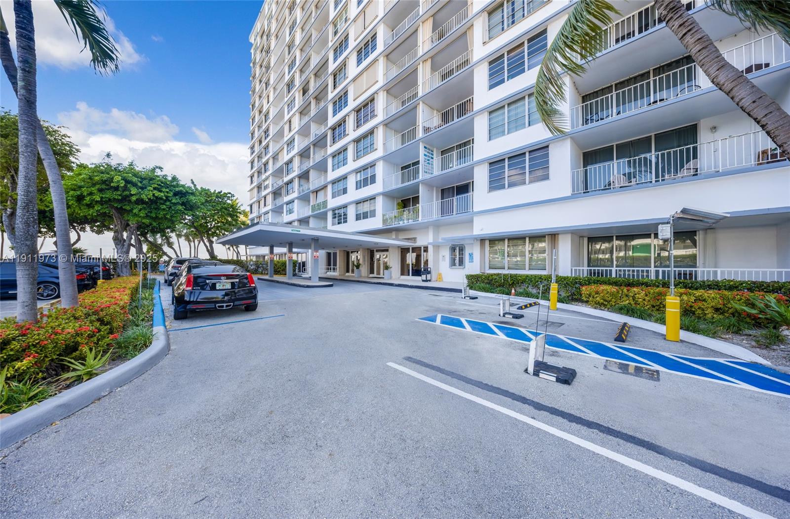 KENNEDY HOUSE CONDO - Residential