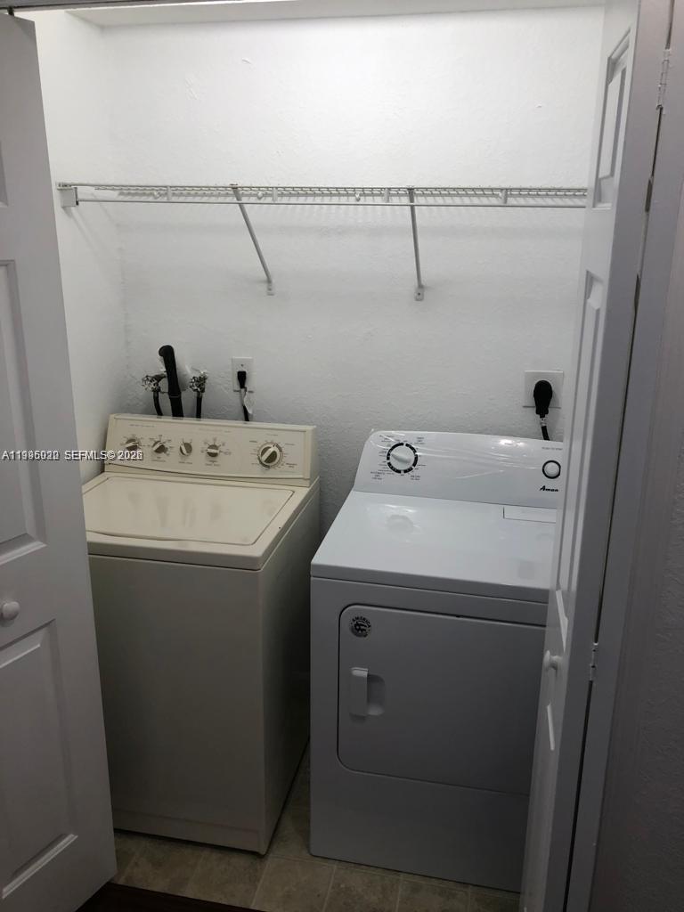 SHOMA TOWNHOMES AT KEYSCO - Residential Lease