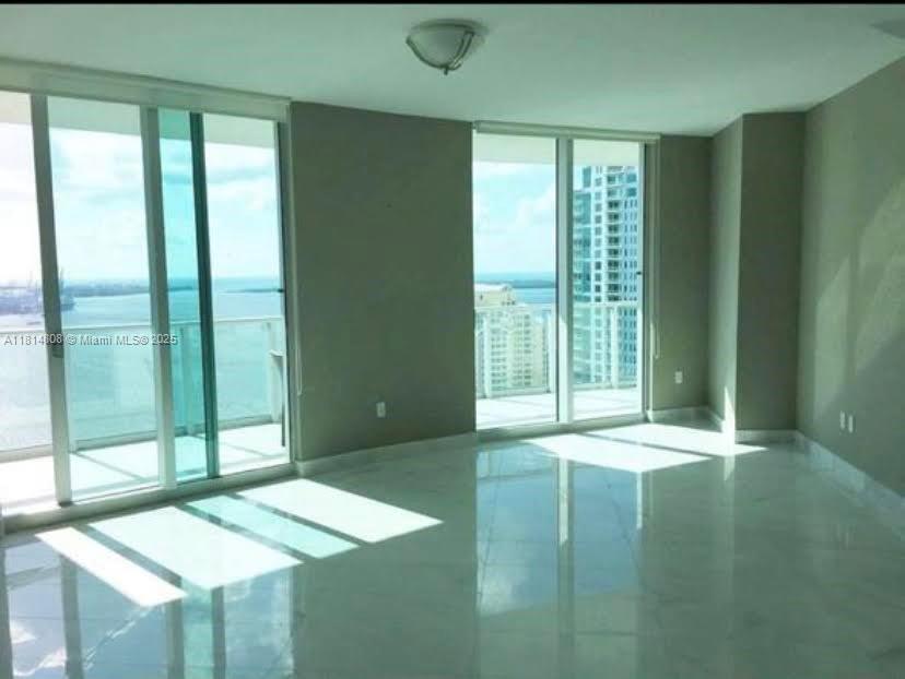 Met 1 - Residential Lease