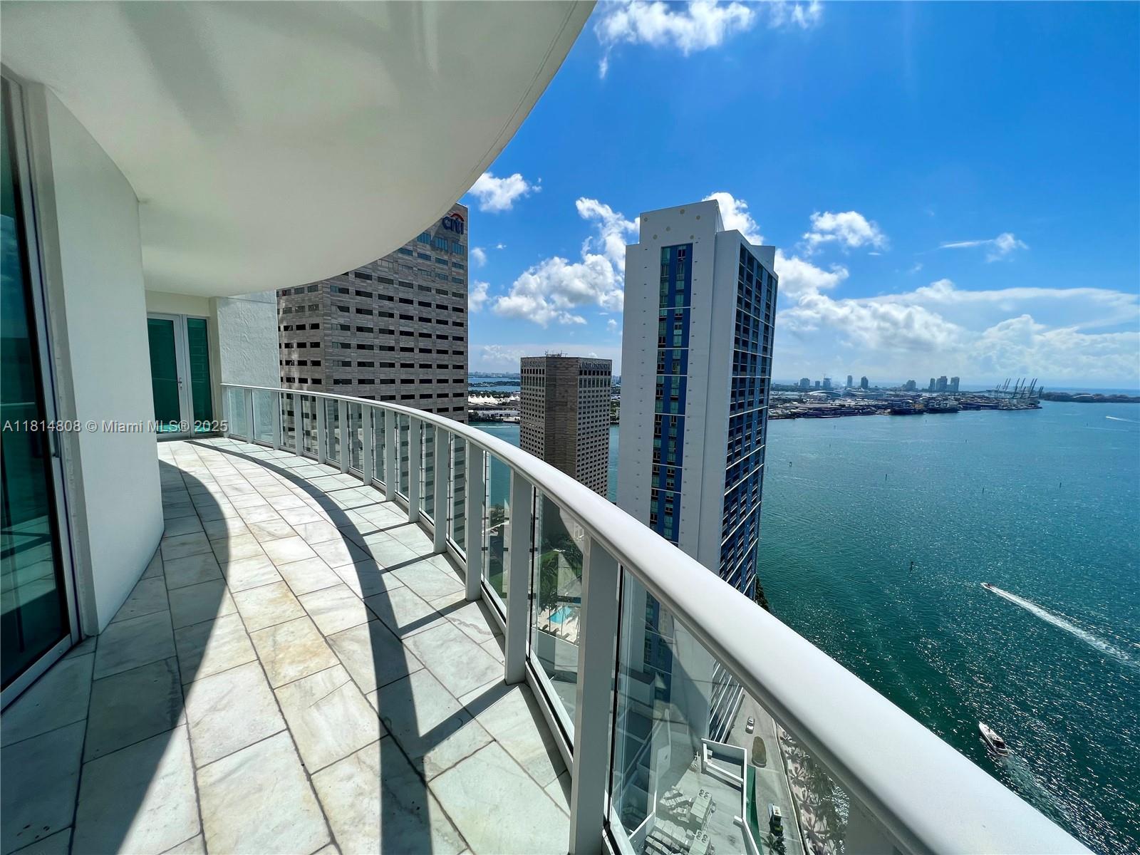 Met 1 - Residential Lease