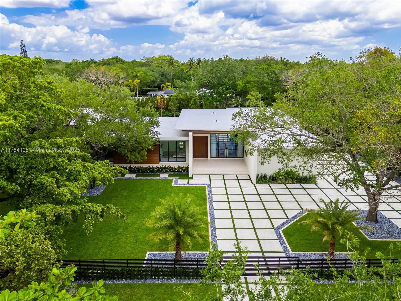 PINE TREE ESTATES - Residential