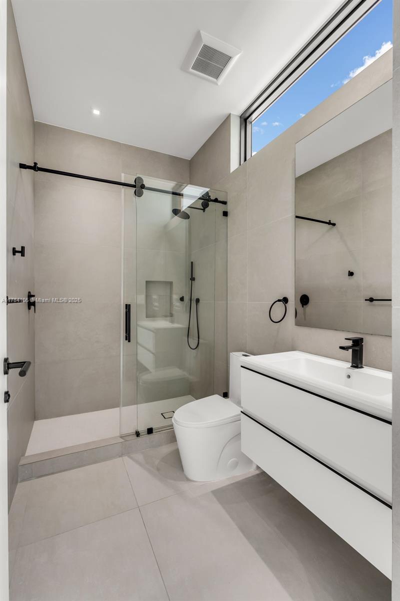 PINE TREE ESTATES - Residential