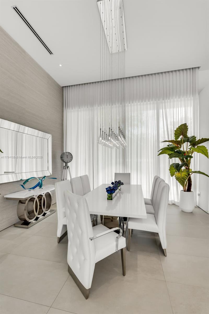 PINE TREE ESTATES - Residential