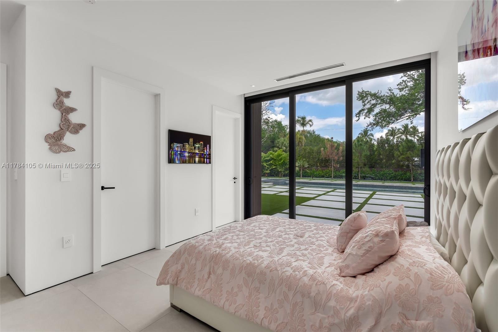 PINE TREE ESTATES - Residential