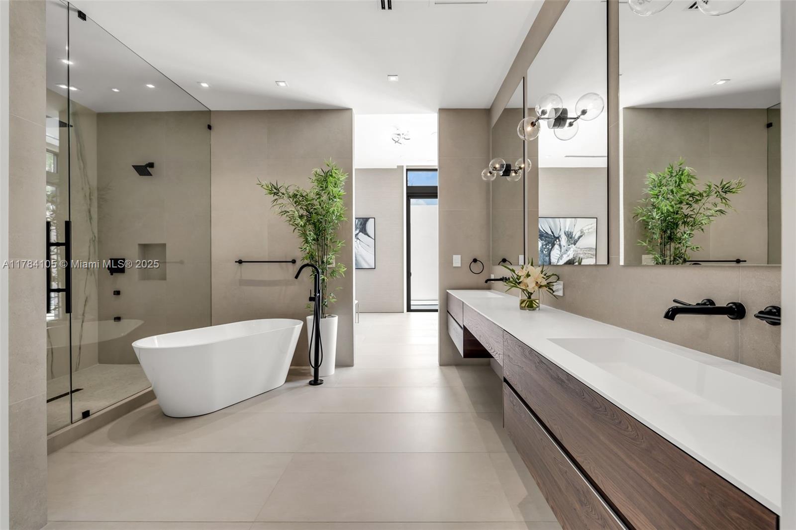 PINE TREE ESTATES - Residential