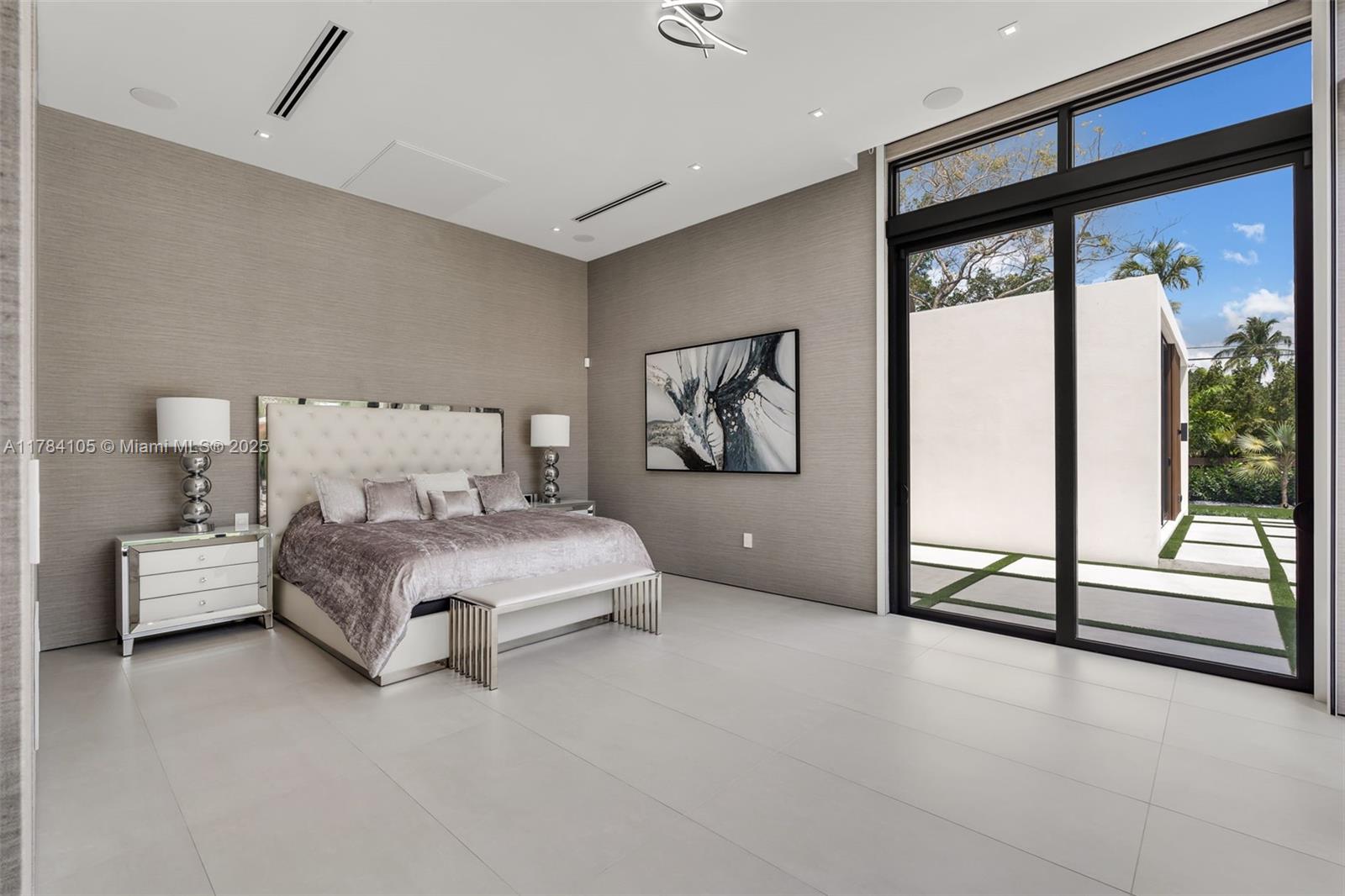 PINE TREE ESTATES - Residential