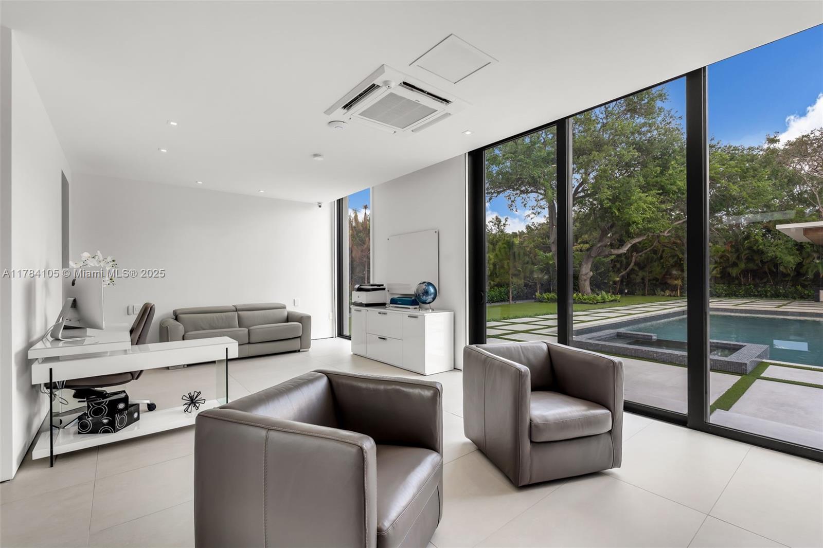 PINE TREE ESTATES - Residential