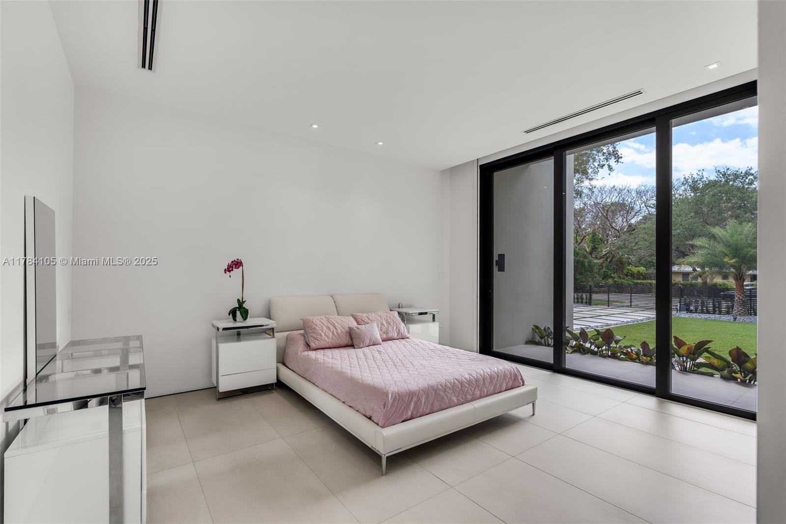 PINE TREE ESTATES - Residential