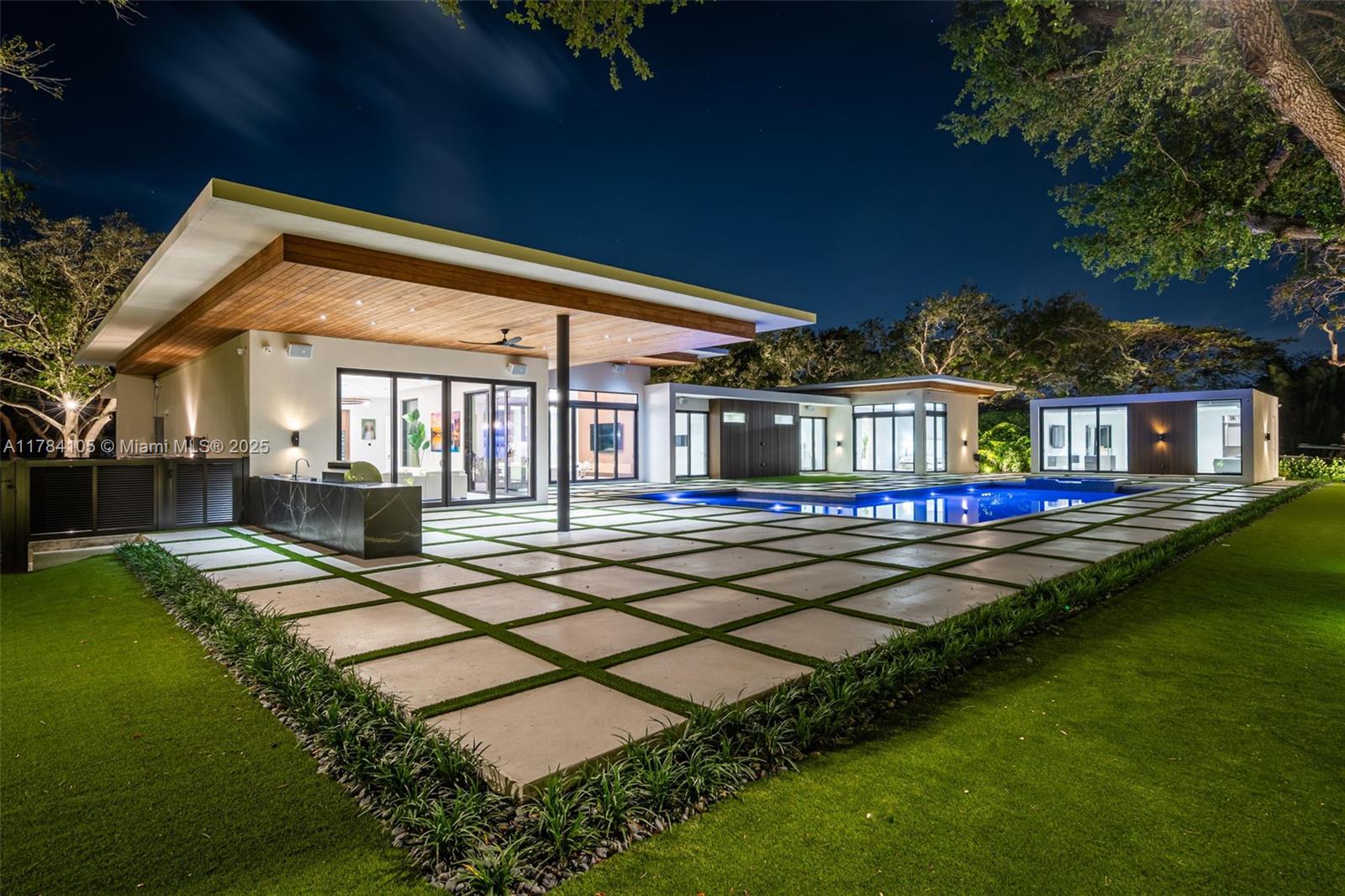 PINE TREE ESTATES - Residential