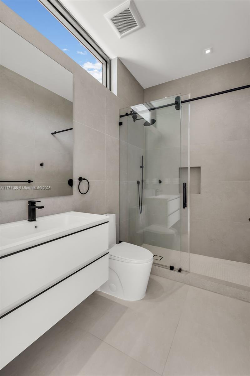 PINE TREE ESTATES - Residential