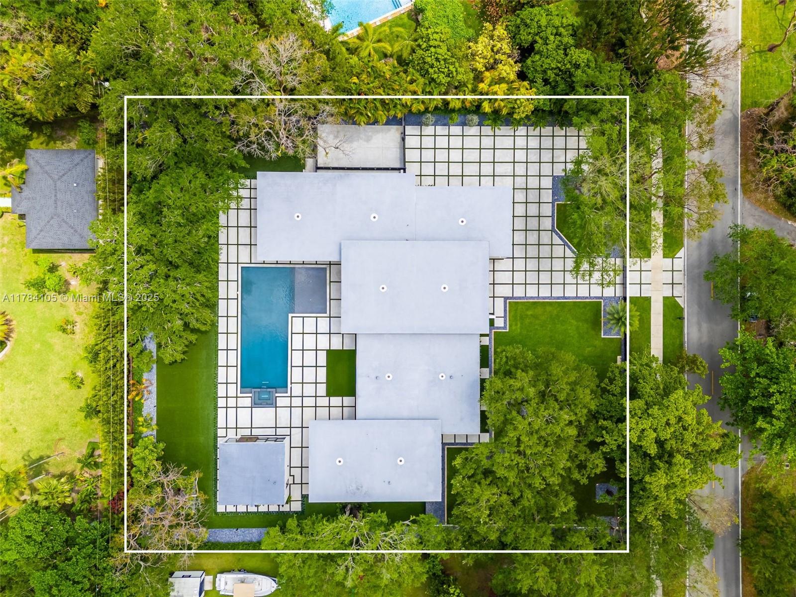 PINE TREE ESTATES - Residential