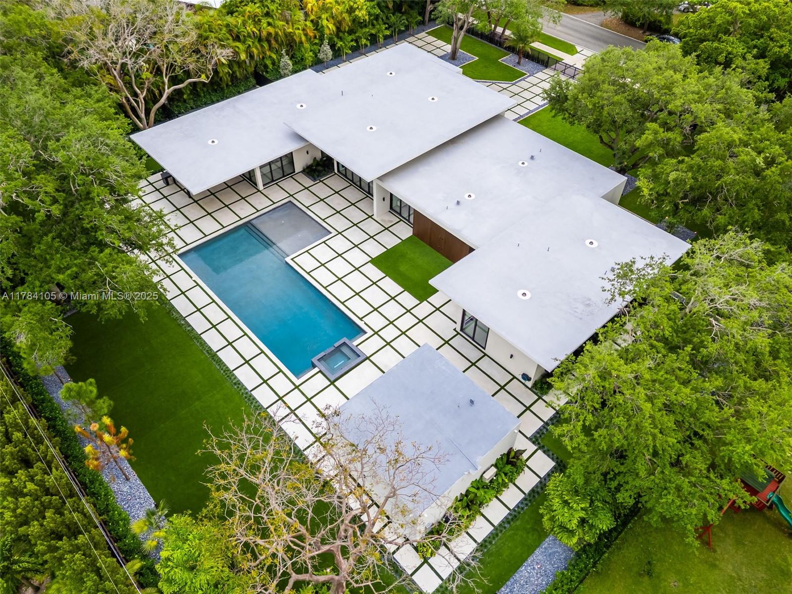 PINE TREE ESTATES - Residential