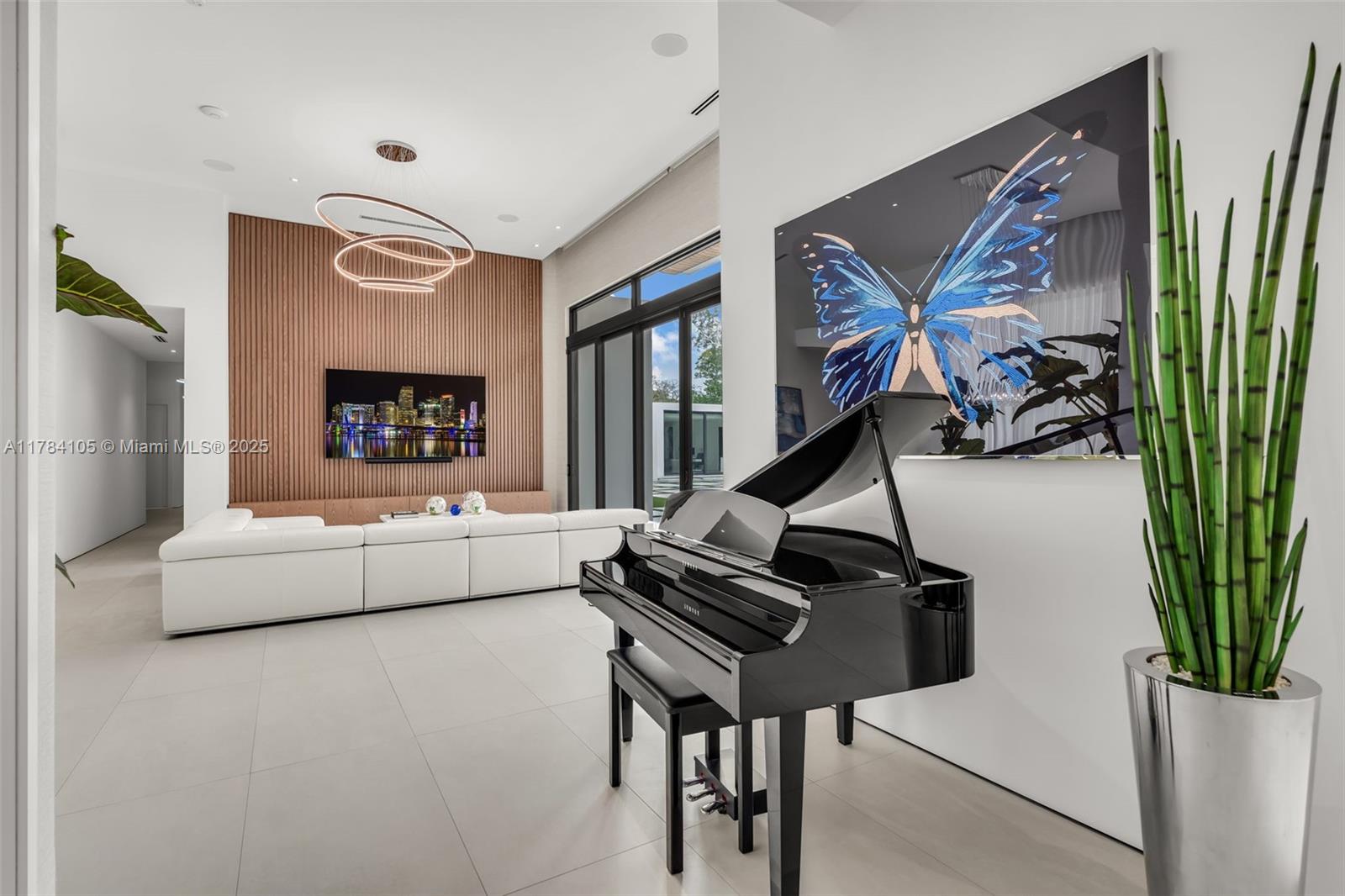 PINE TREE ESTATES - Residential